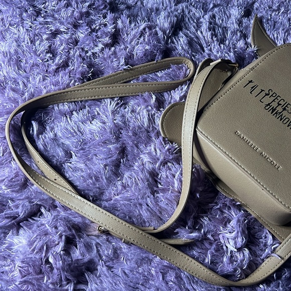 Grogu crossbody bag - Picture 8 of 10